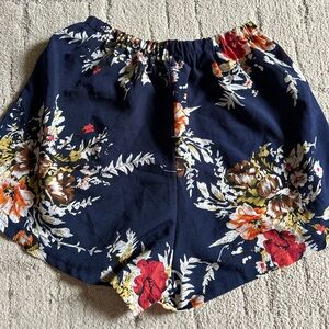 Navy floral summer shorts! These are perfect for a dressier short/outfit